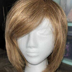 Estetica Preowned Short Synthetic Wig